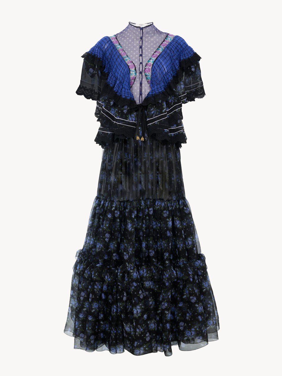 Ger&uuml;schtes langes Kleid aus Seidenmusselin und Spitze