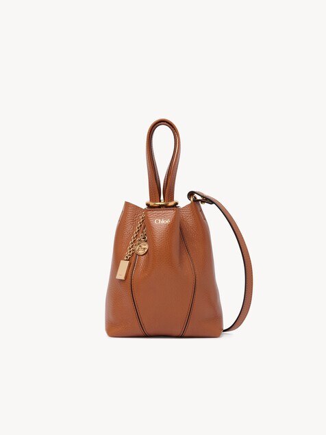 Bolso tote peque&ntilde;o Chlo&eacute; Spin de cuero granulado