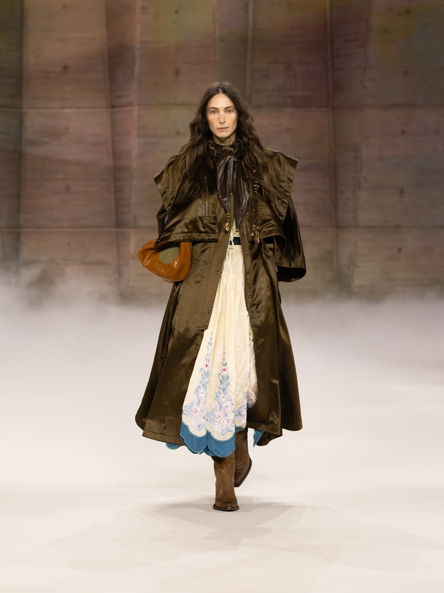 Look 38 - 1
