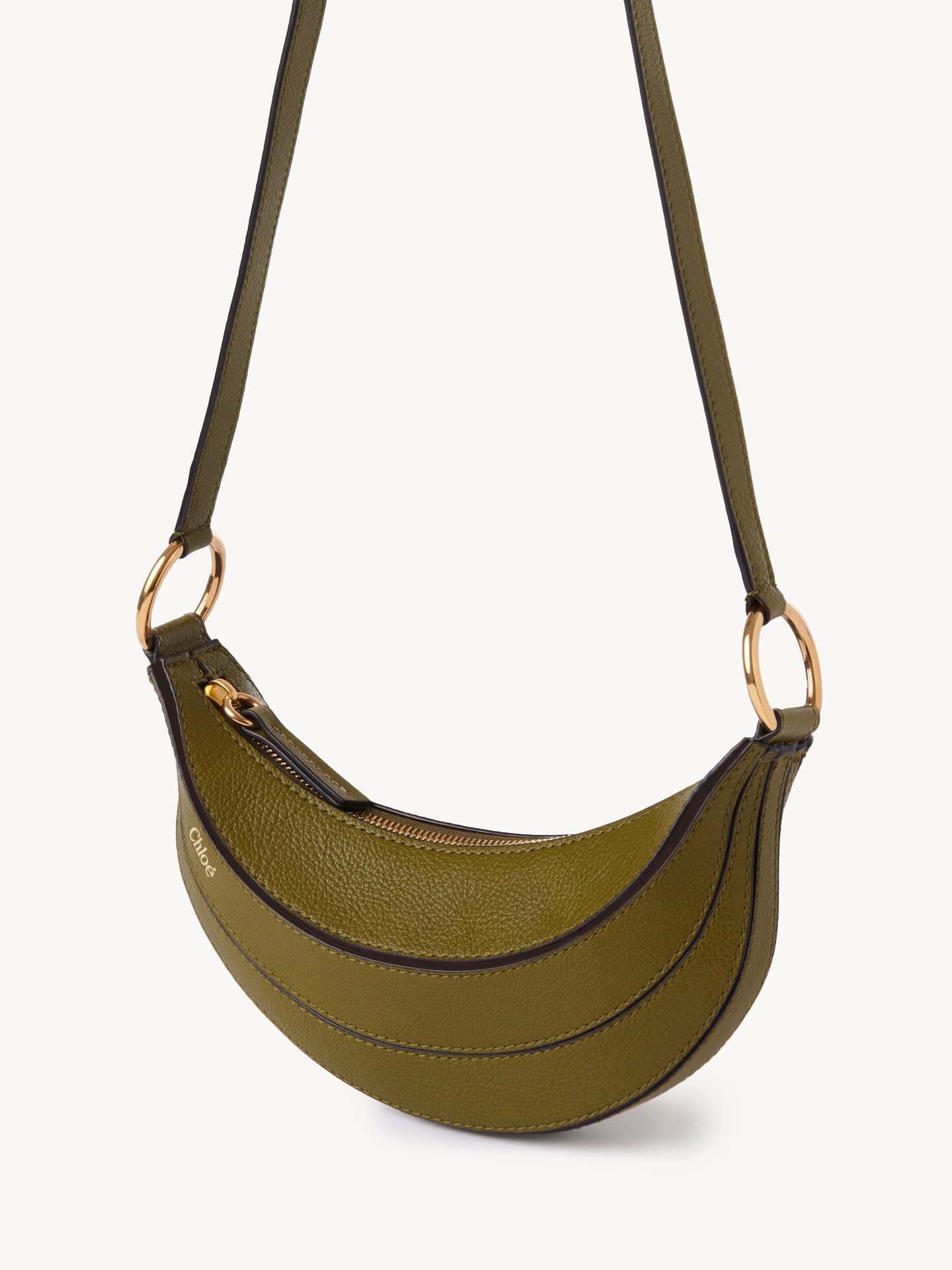 Banana cross-body bag in grained leather - 4