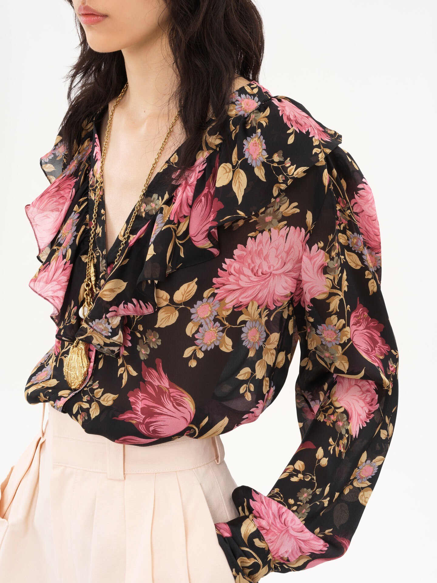 Blouse col V &agrave; volants en charmeuse de soie - 6