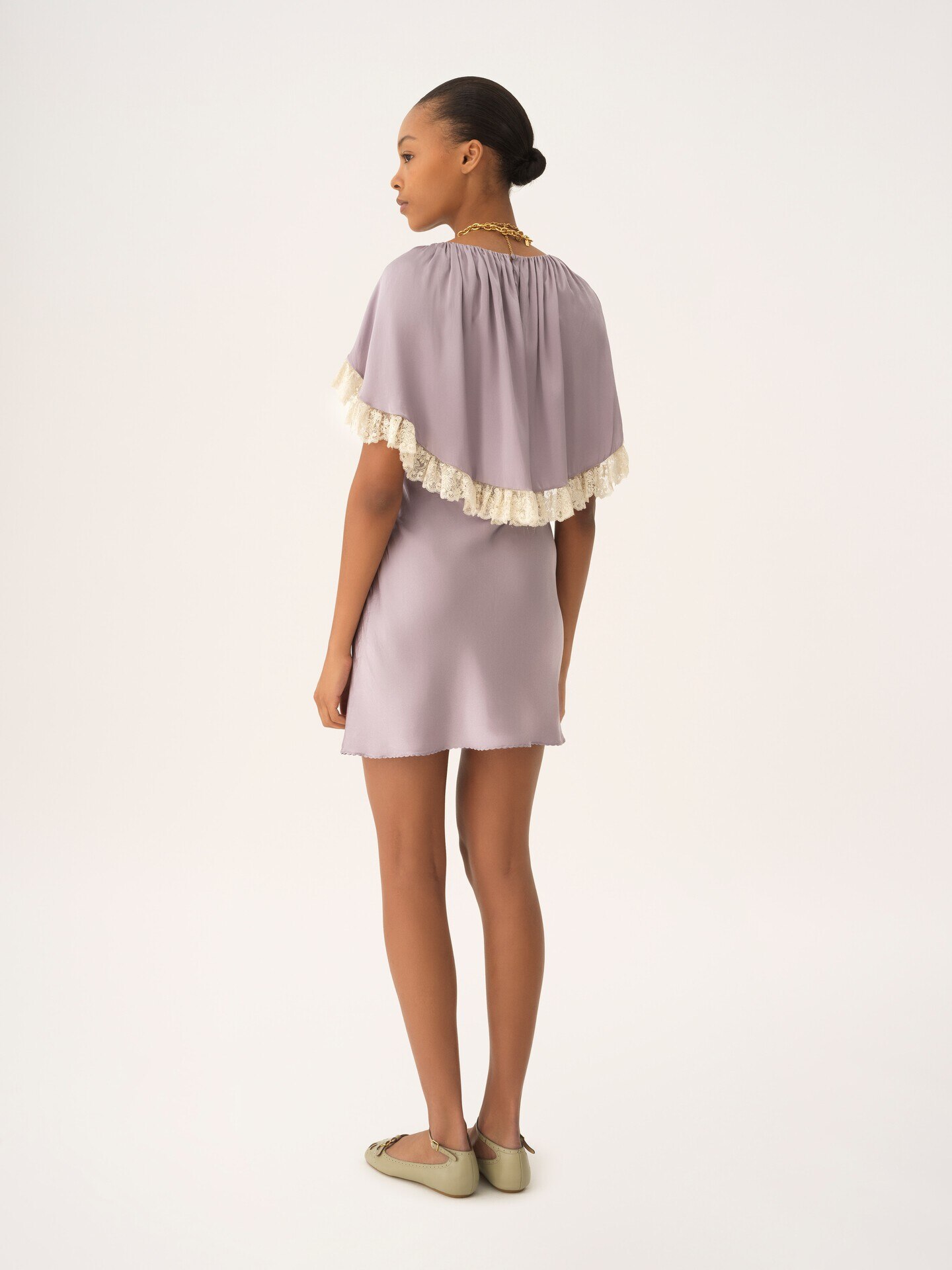 Mini cape dress in washed silk satin & lace - 4.0