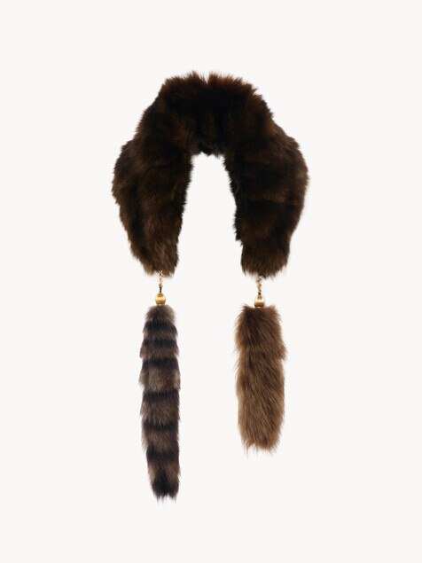 The Treasure Tails scarf in shearling