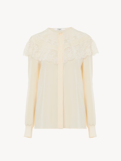Blouse fronc&eacute;e en cr&ecirc;pe de chine et dentelle