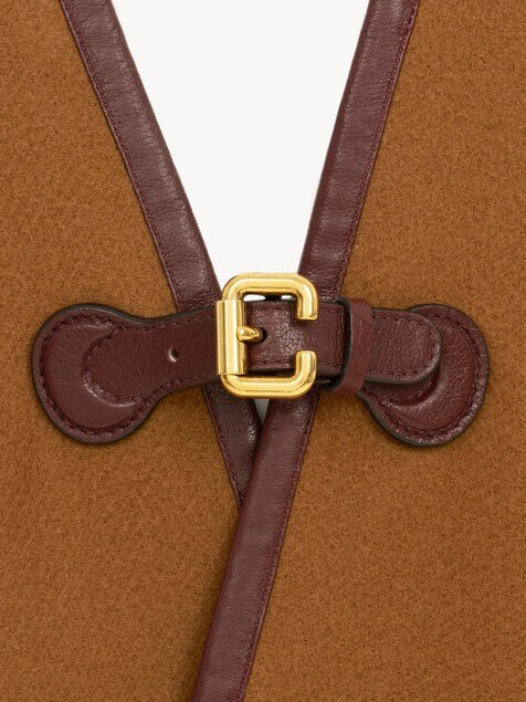 The Chlo&eacute; Paddington cape in wool