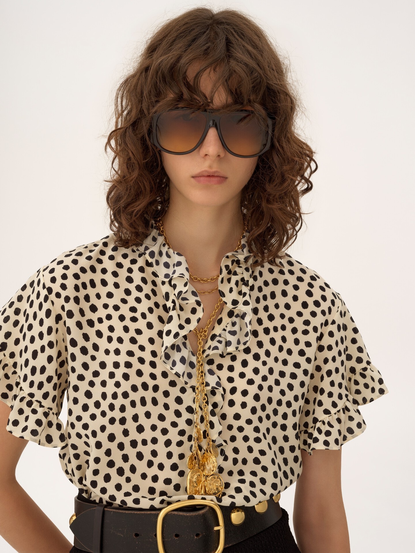 Short-sleeve ruffled top in cr&ecirc;pe de chine - 7