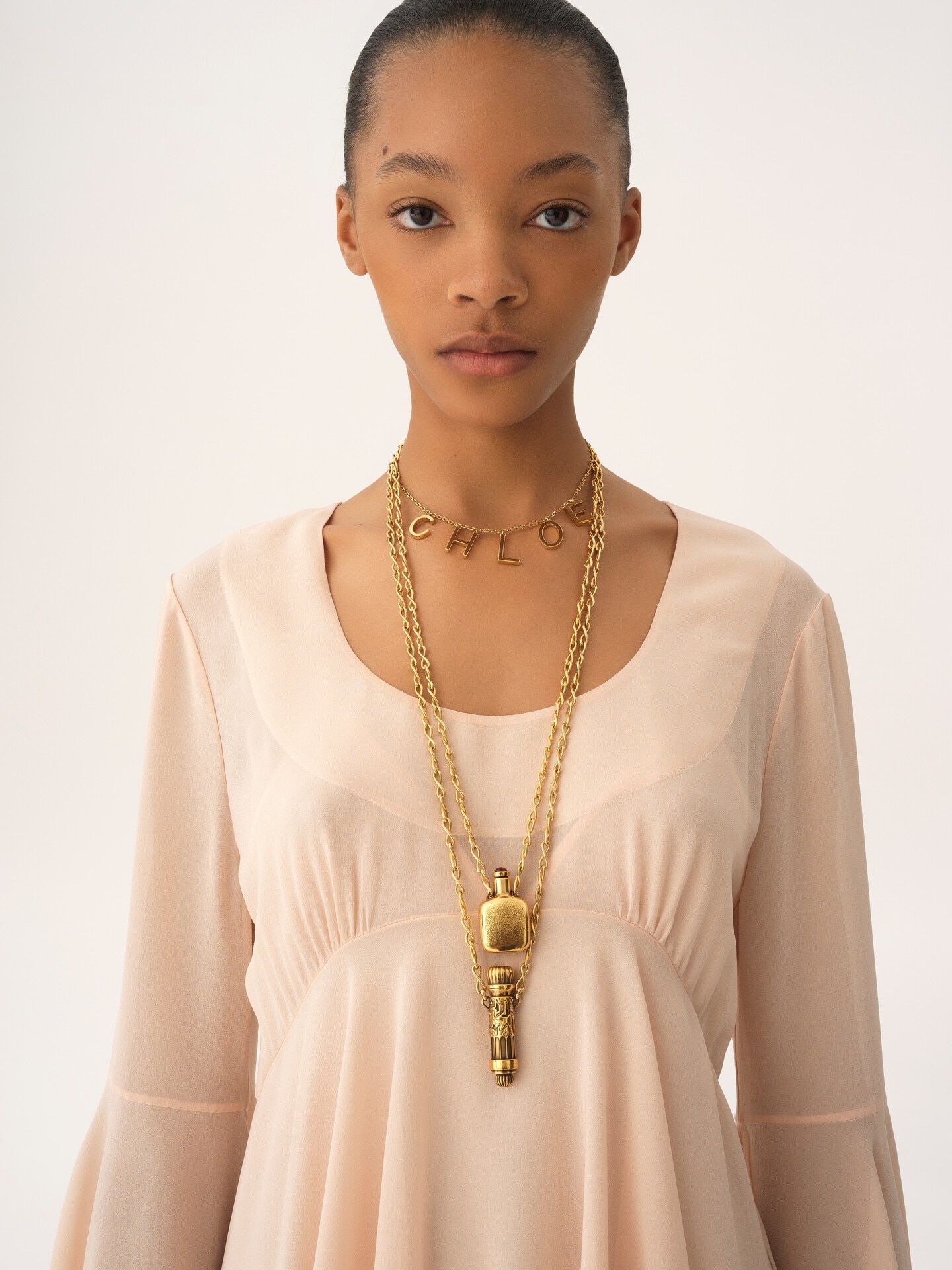 Mini robe &eacute;vas&eacute;e en georgette de soie - 6