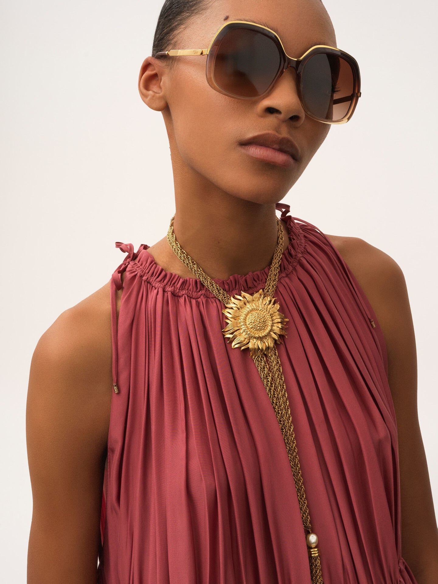 Sleeveless long dress in washed silk pong&eacute; - 6