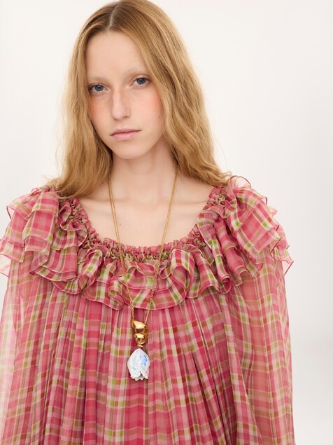 The Chlo&eacute; Bloomcraft pendant necklace