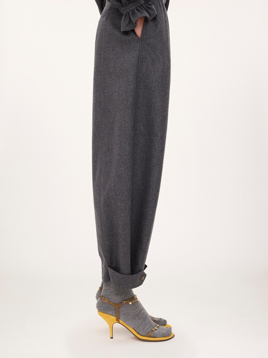 High-rise barrel pants in wool & cashmere flannel - 10