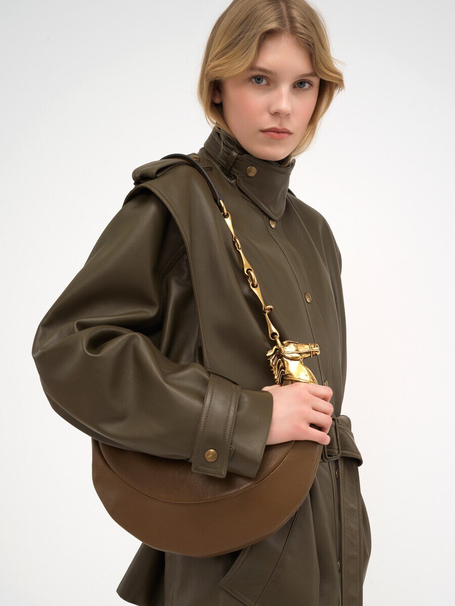 Chain Horse shoulder bag in soft leather - 8