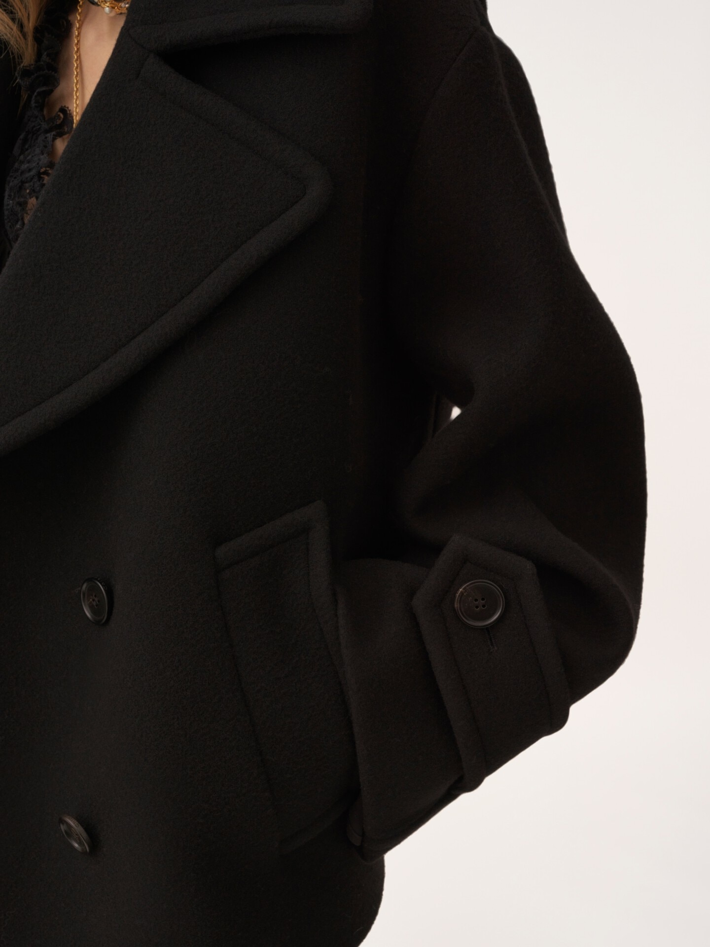 Oversized short coat in wool - 7