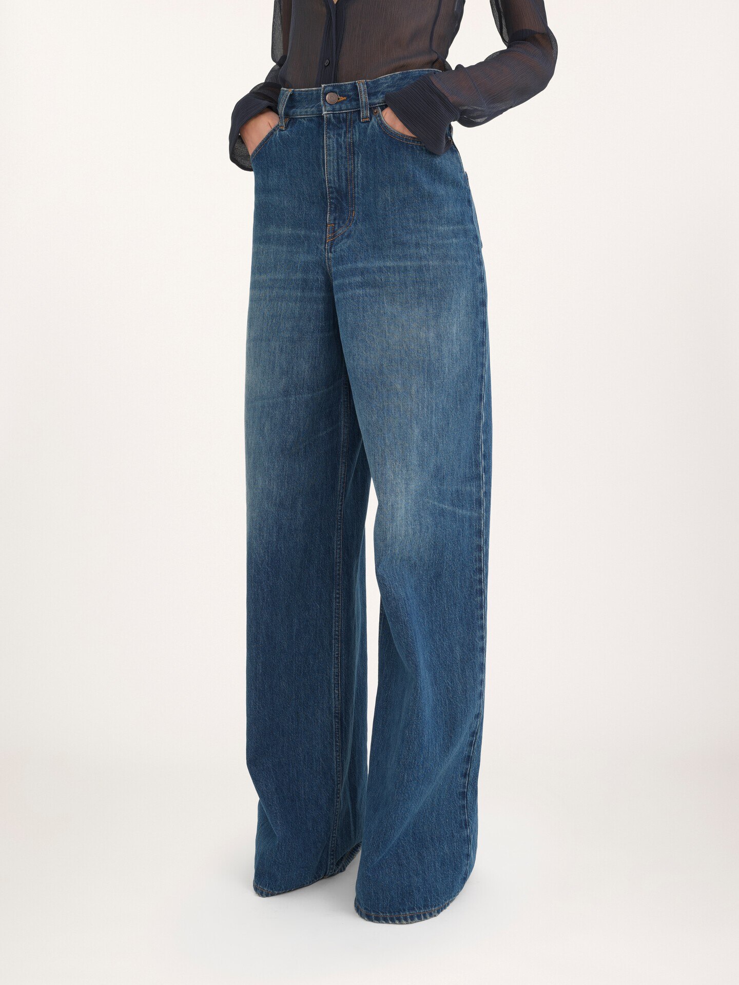 Wide-leg jeans in denim - 3.0