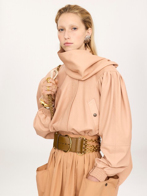 Veste courte col foulard en cuir