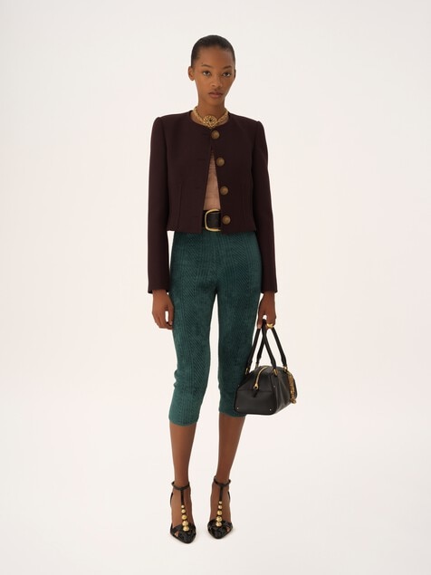 Kragenlose Cropped-Jacke aus Wollcr&ecirc;pe