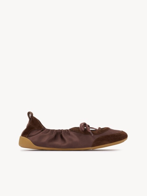 Chlo&eacute; Kick ballerina sneaker