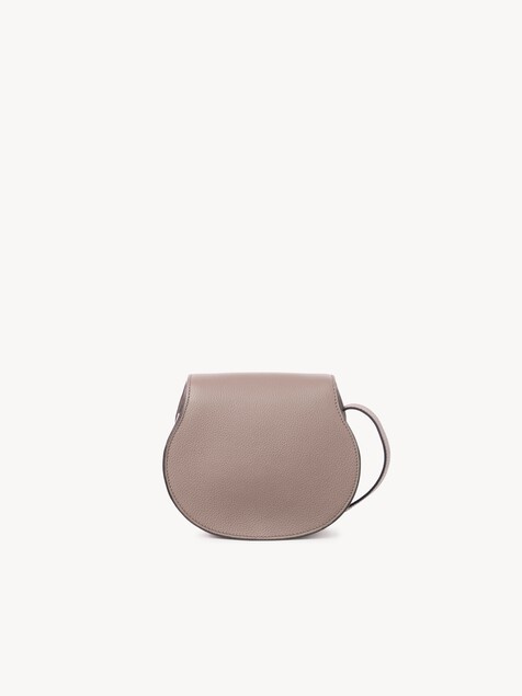 Bolso saddle Marcie peque&ntilde;o de cuero granulado