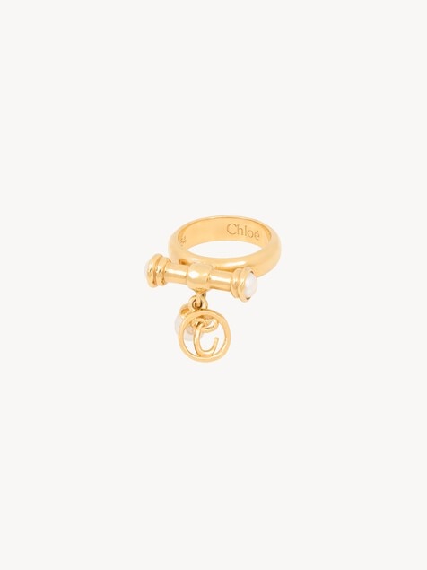 The Chlo&eacute; Heirloom ring