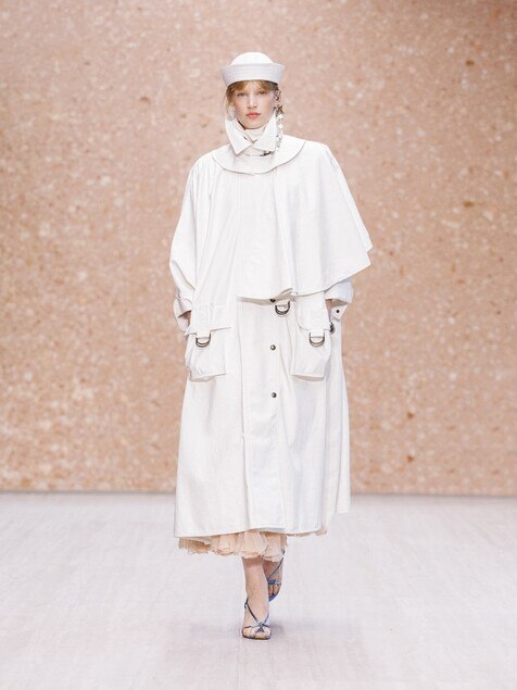 Look 19