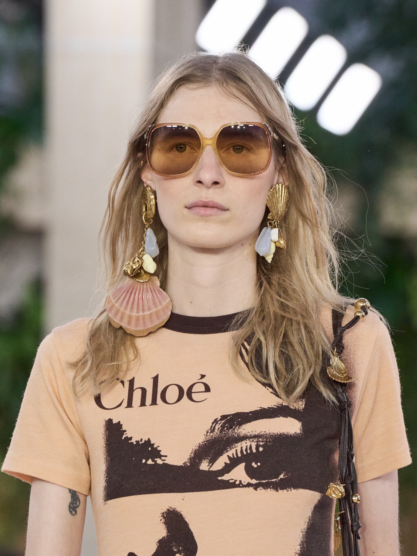 Look 32 - 2