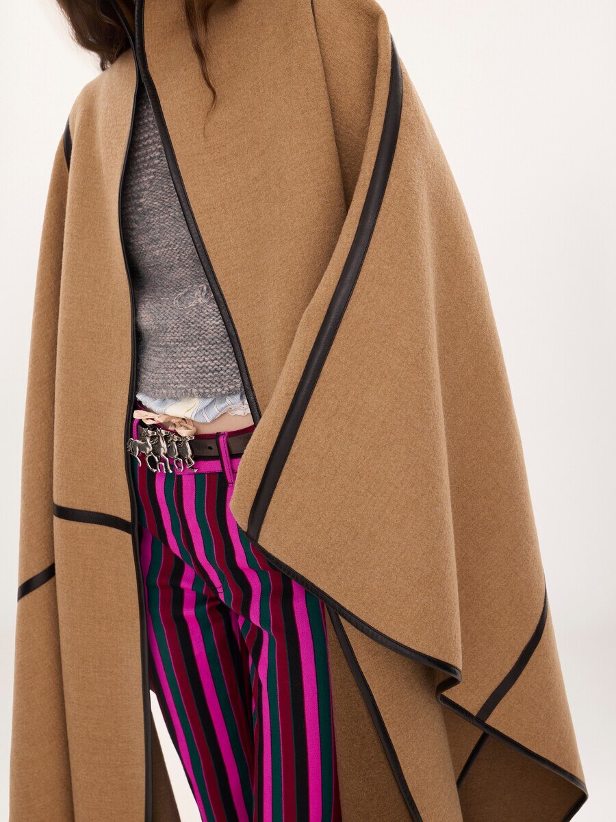 Oversized long cape coat in wool - 7