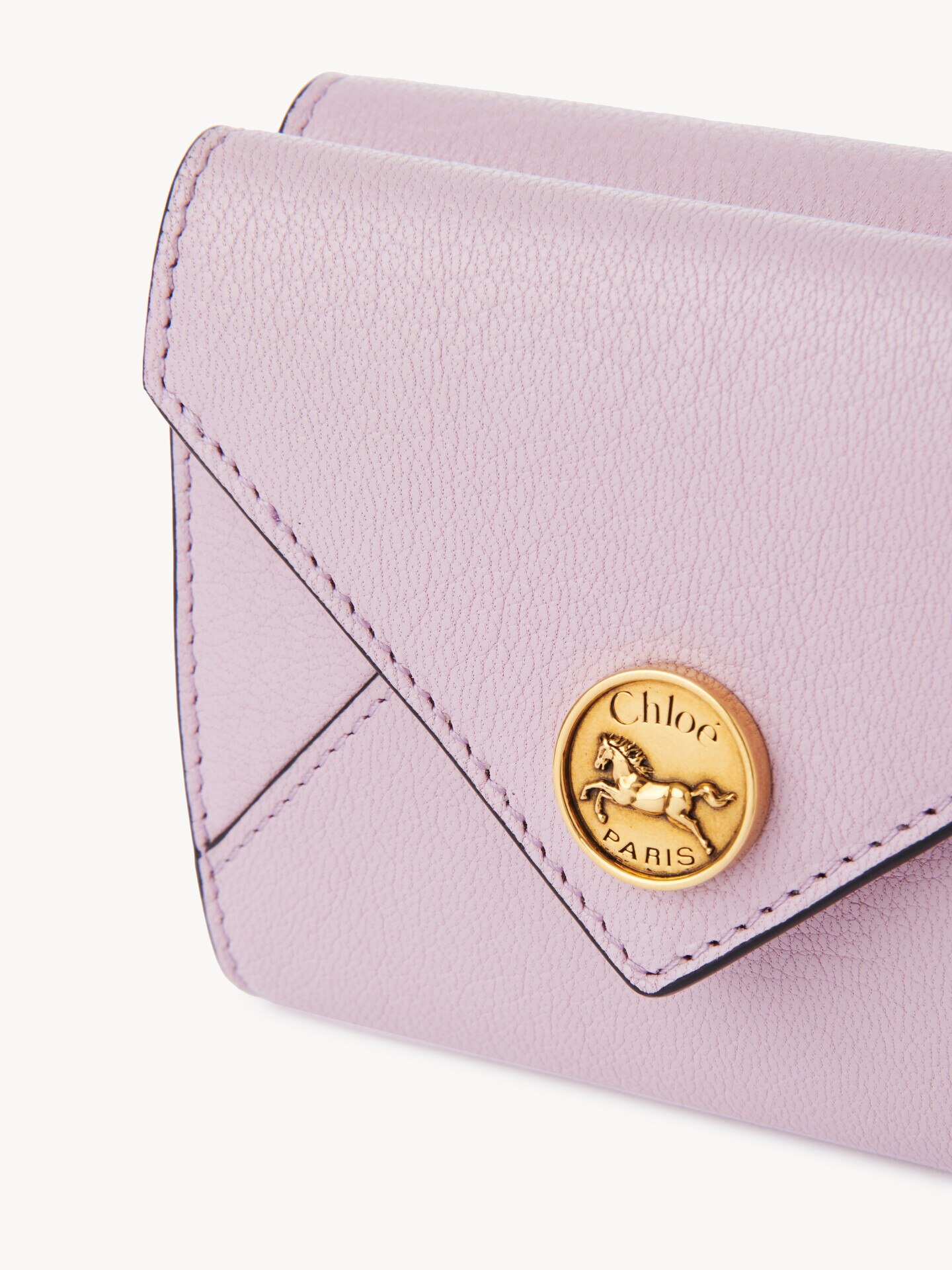 グレインレザー製Envelopeスモールトリフォールド 紫 - Chloé