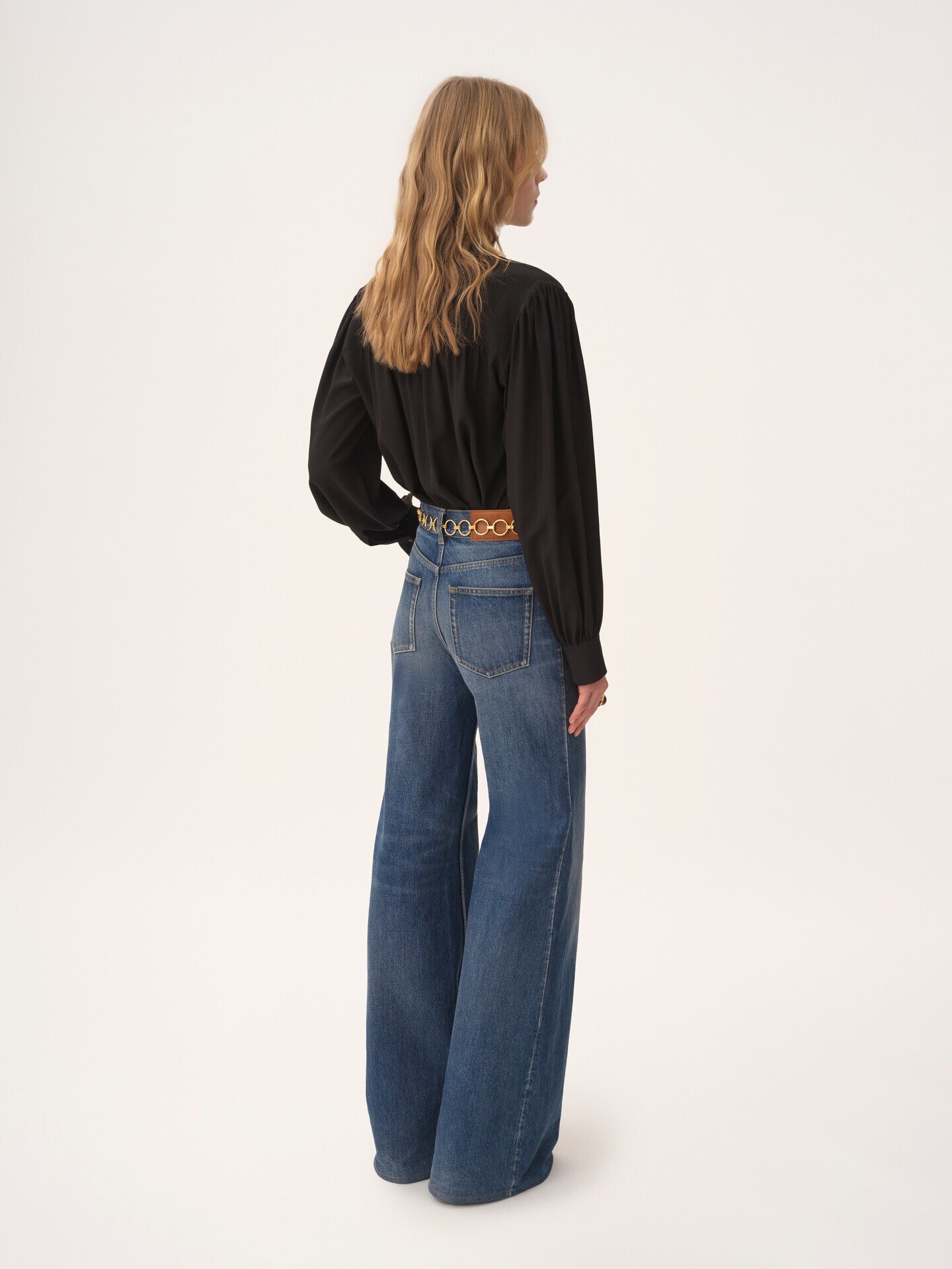 Blusa con maxilazo lavalli&egrave;re de crep&eacute; de seda china - 5