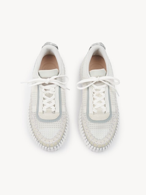 Nama sneaker
