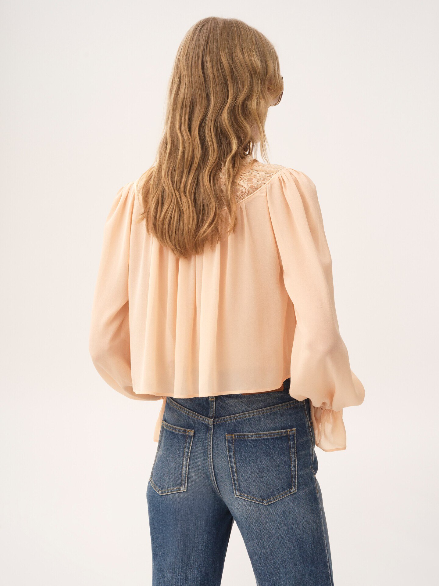 Scoop-neck cropped top in silk georgette & lace - 5