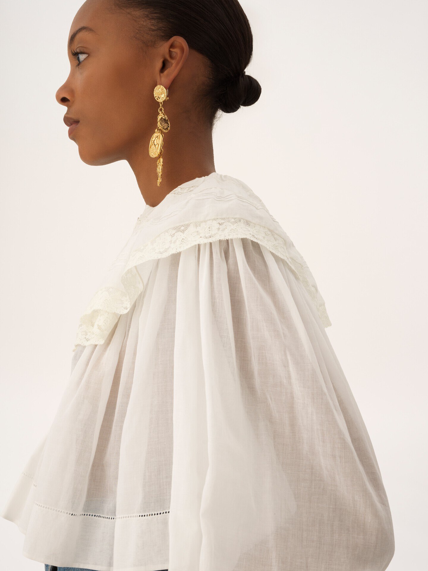 Cropped ruffled top in cotton voile & lace - 5.0