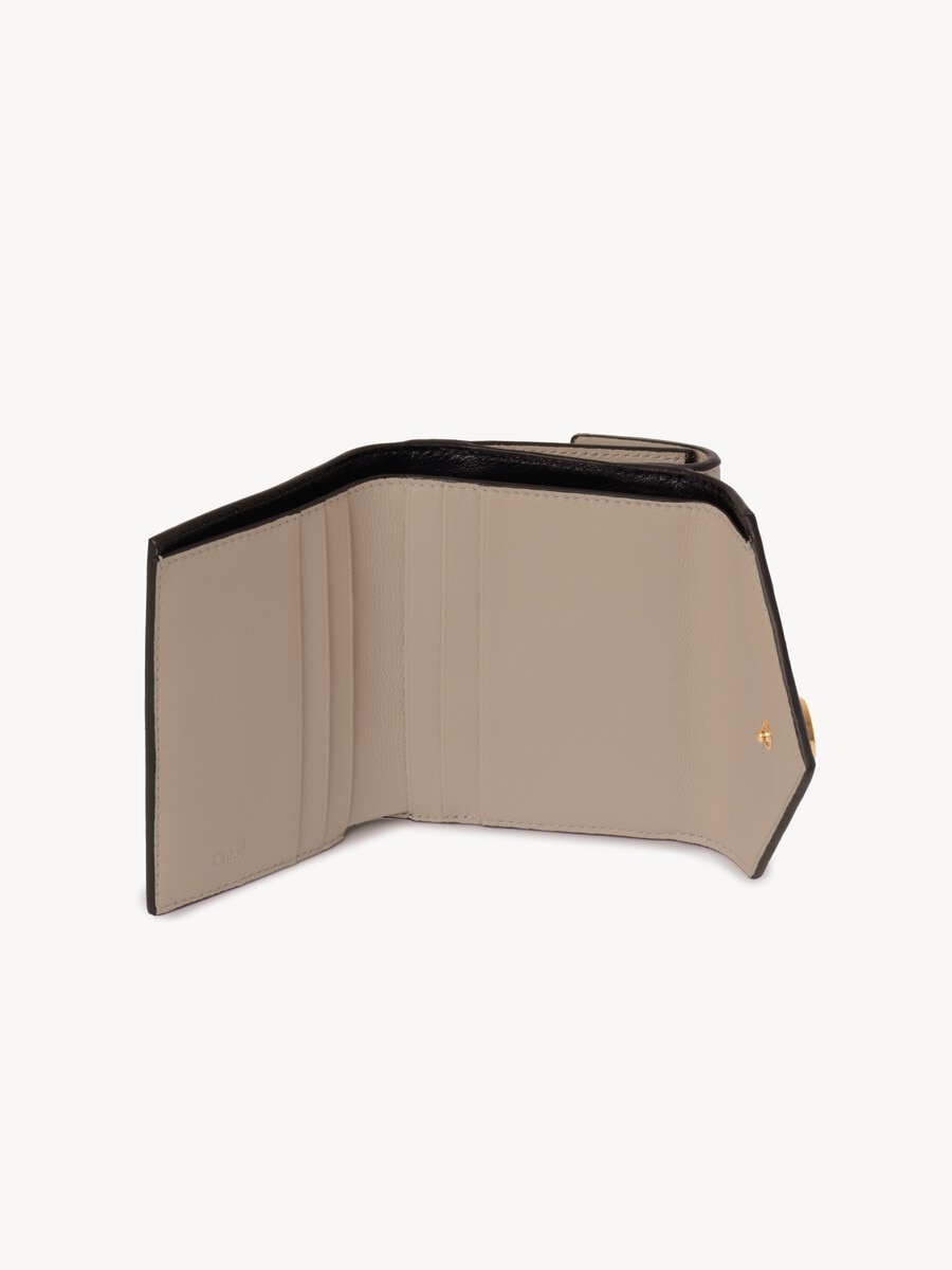 Small Envelope tri-fold in grained leather - 5