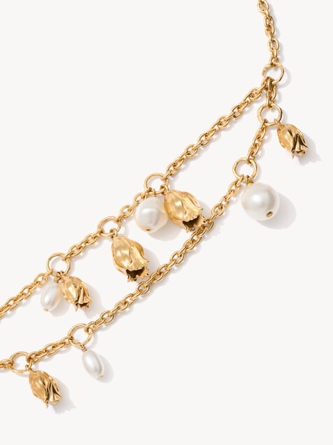 The Chlo&eacute; Tulip necklace