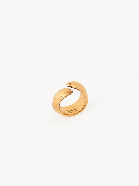 The Chlo&eacute; Bananas ring