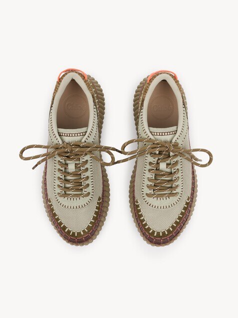 Nama sneaker