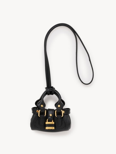 グレインレザー製Chlo&eacute; Symbols Paddingtonミニバッグチャーム
