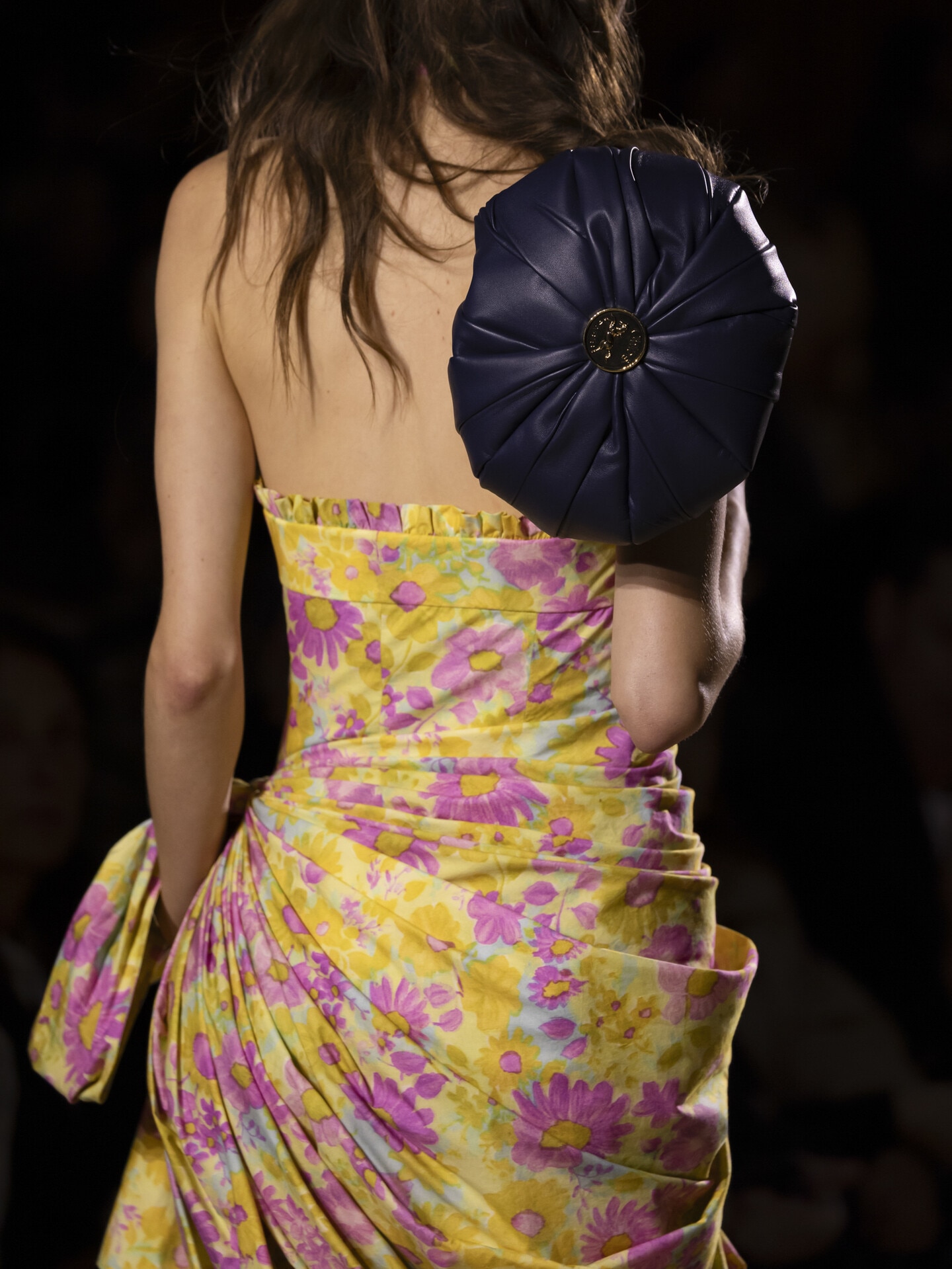 Look 18 - 3