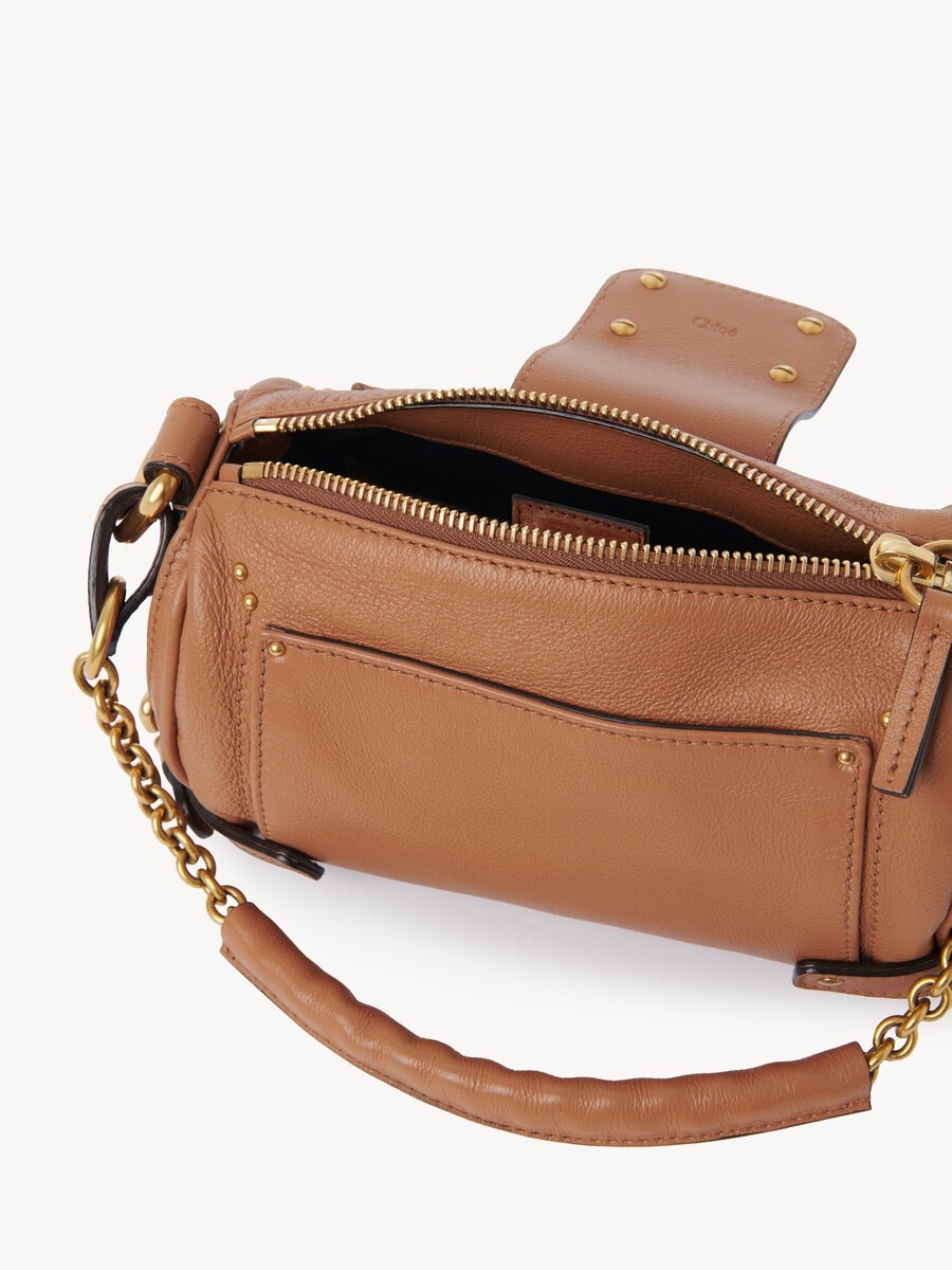 Petit sac cha&icirc;ne Paddington en cuir grain&eacute; - 7
