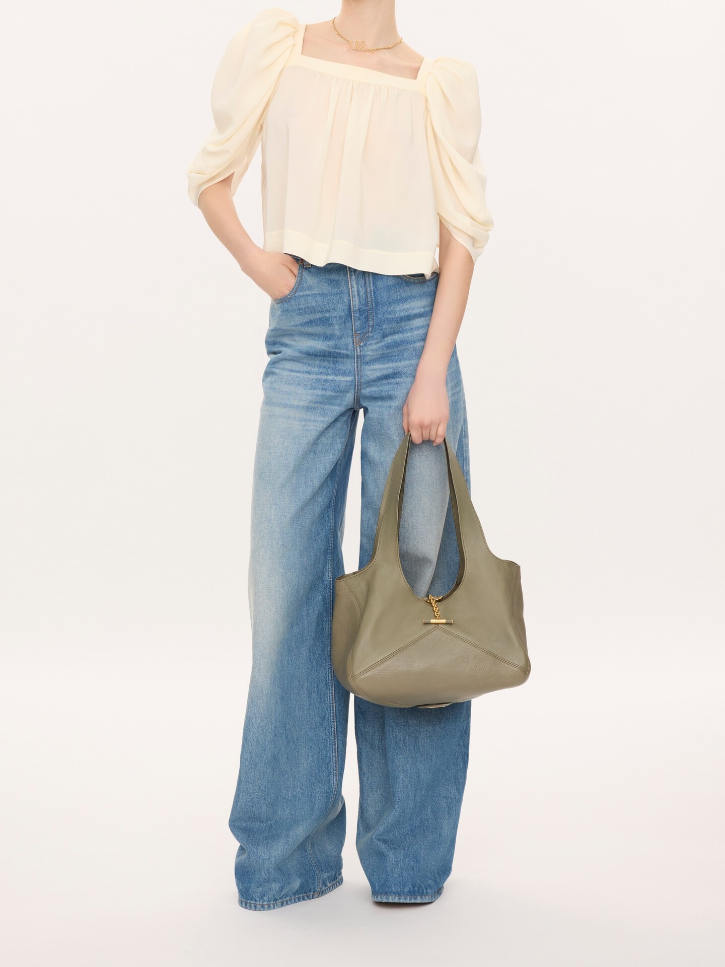 Chlo&eacute; Balloon east-west tote bag in grained leather - 8