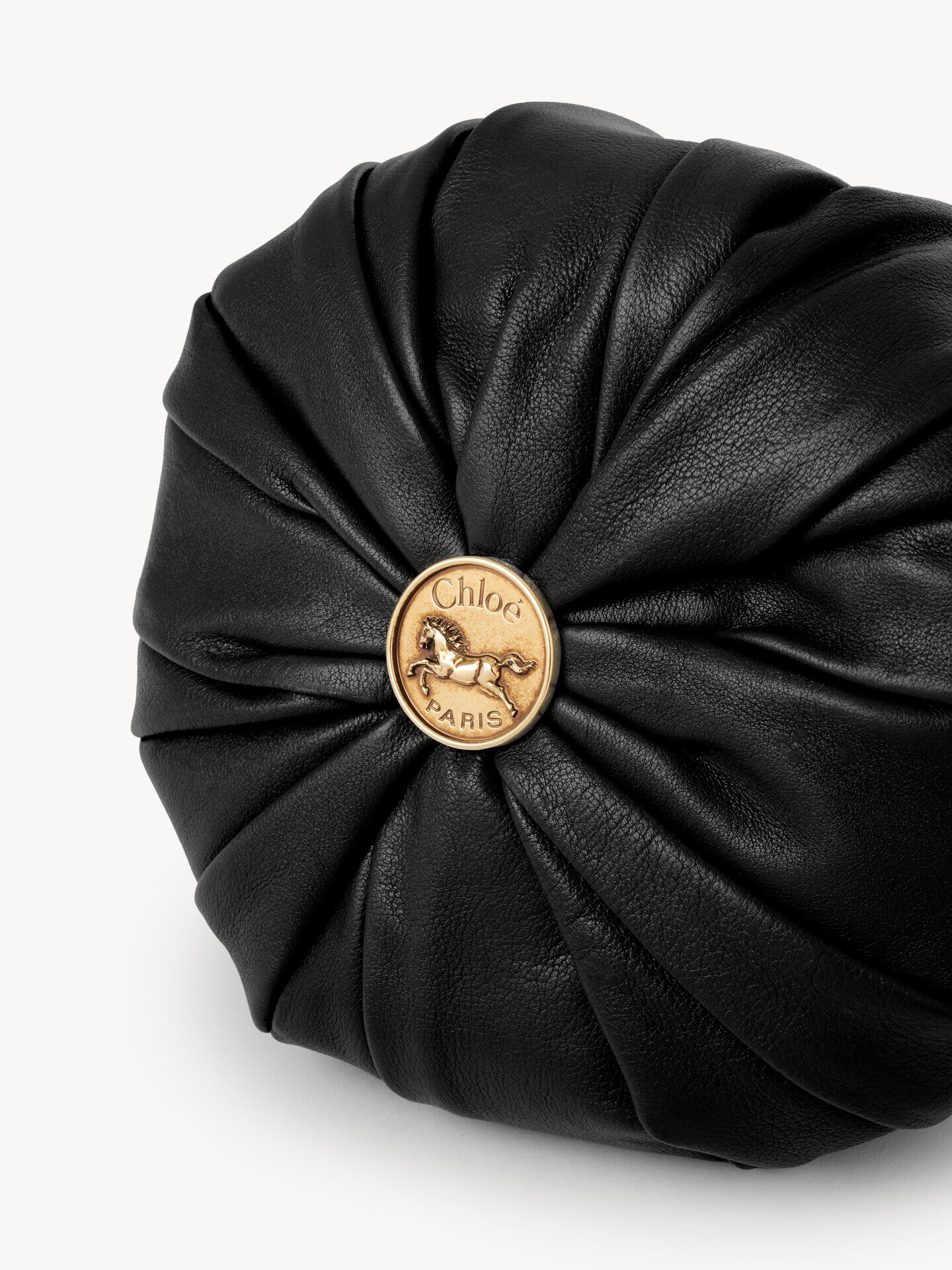 Chlo&eacute; Pliss&eacute; shoulder bag with chain in pleated leather - 7