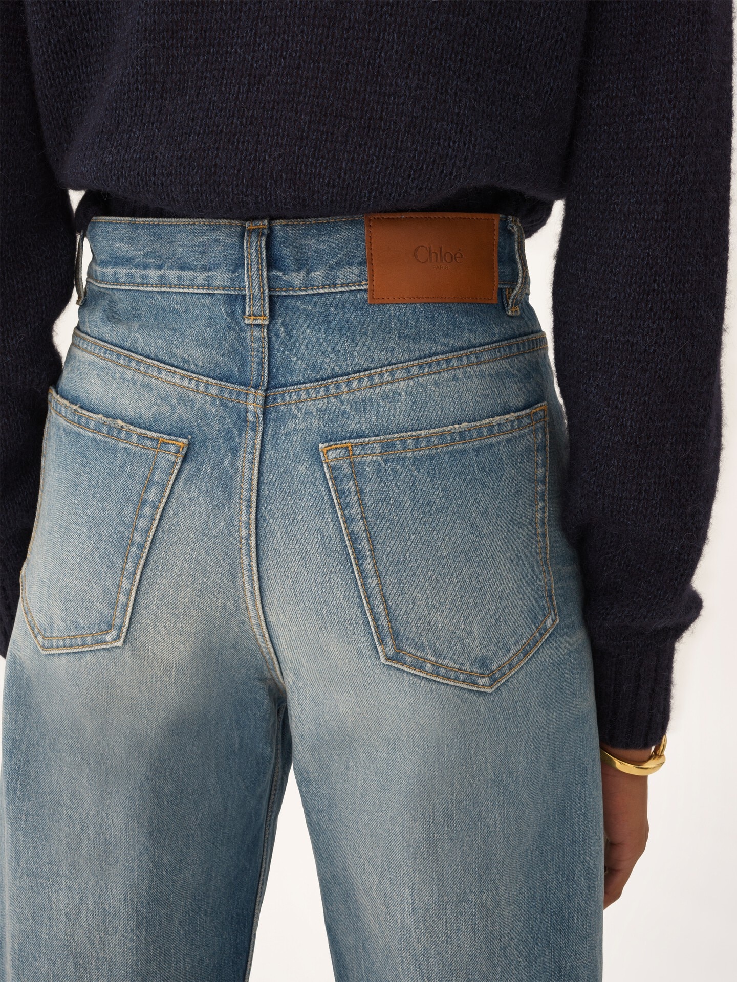 High-rise cropped jeans in denim - 6