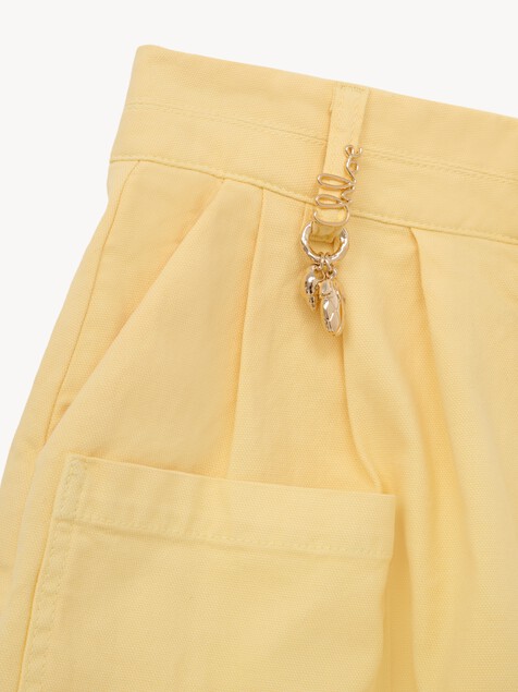 Pantalones cortos fruncidos infantiles