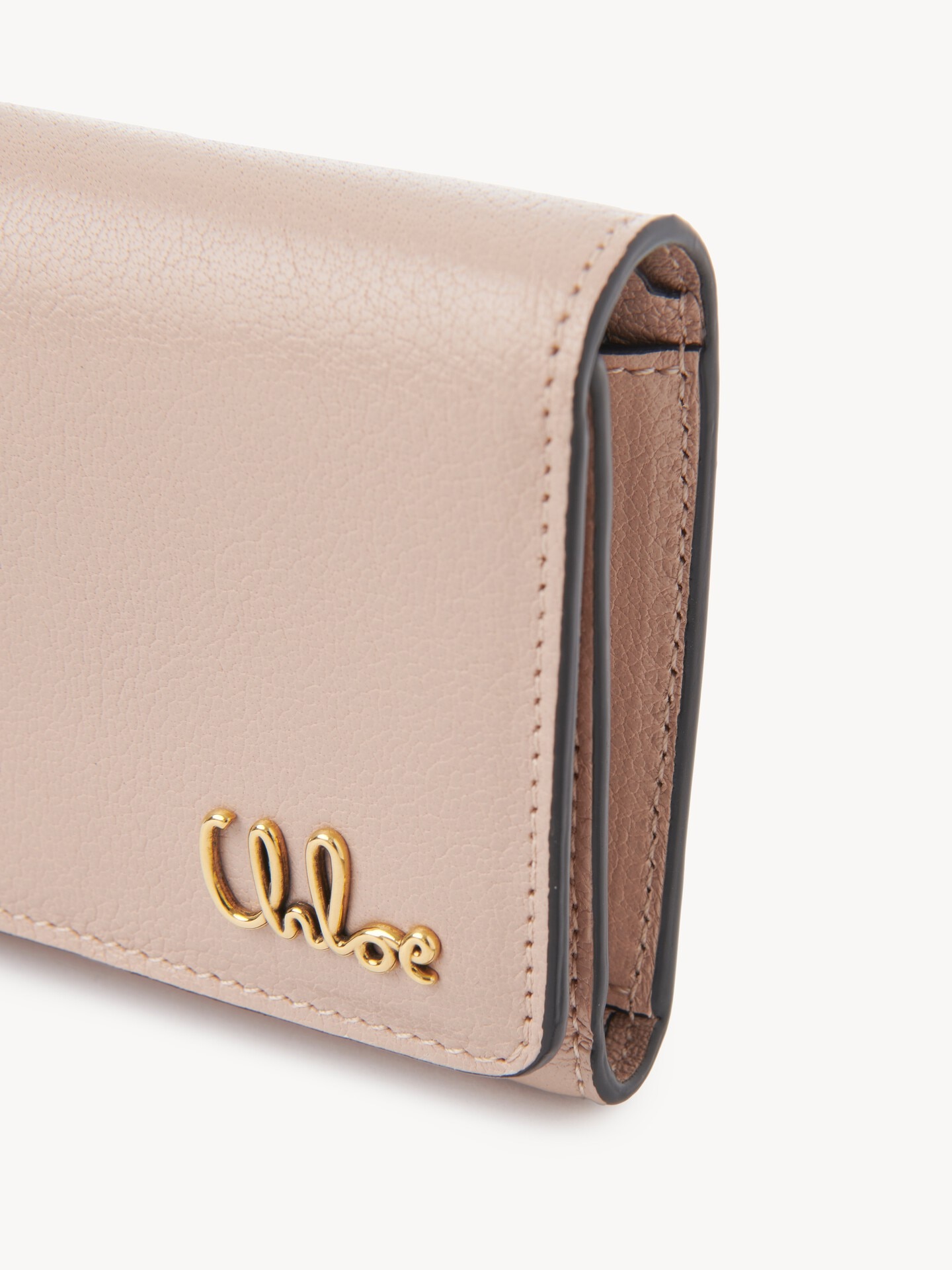Petit portefeuille à trois volets Chloé Iconic en cuir grainé - 6