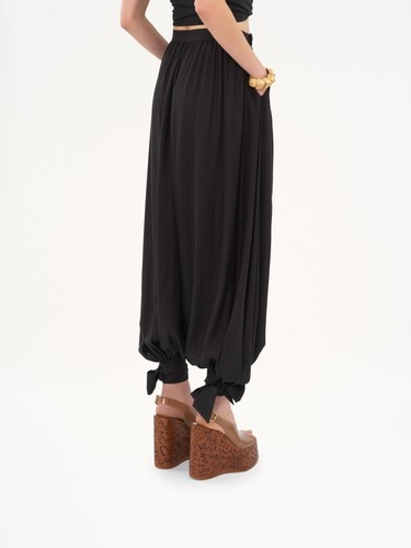 Fluid pleated trousers in silk charmeuse - 5