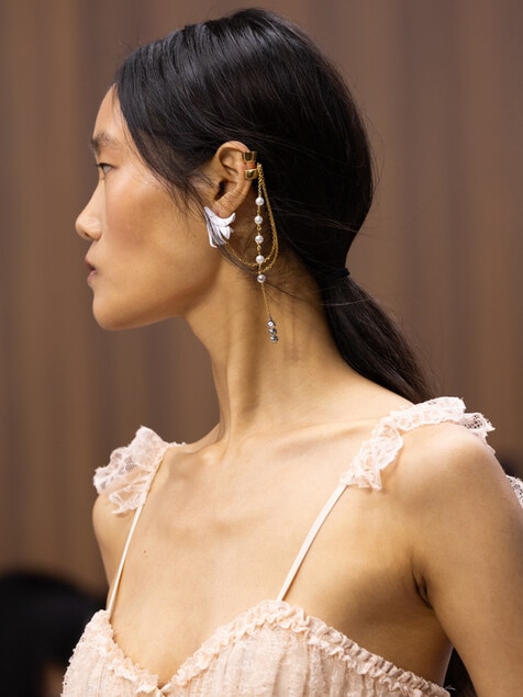 Look 50
