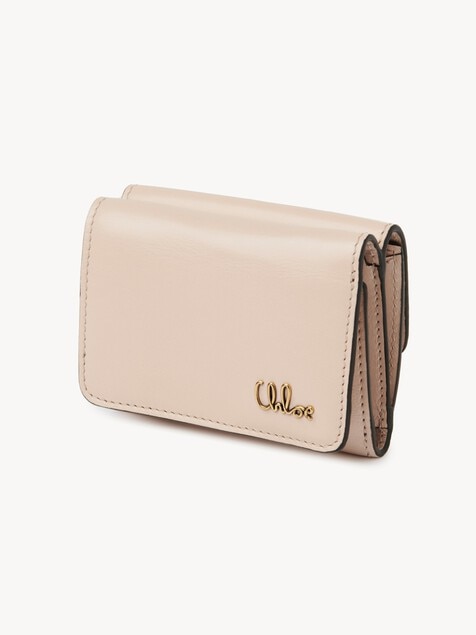 Mini portefeuille &agrave; trois volets Chlo&eacute; Iconic en cuir brillant