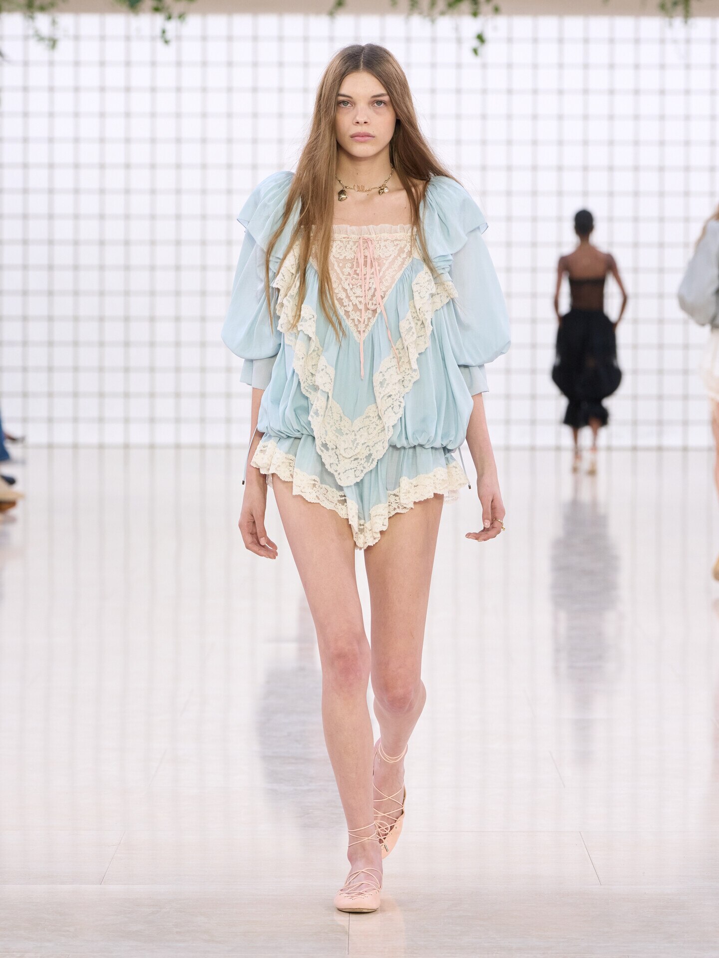 Look 16 - 1