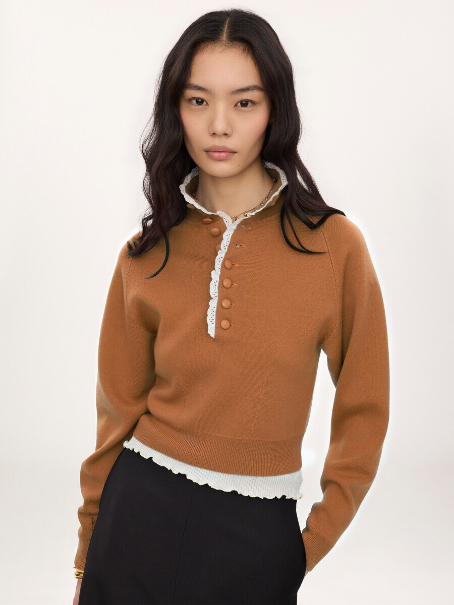 Hochgeschlossener Pullover aus Wollstrick und Spitze - 4