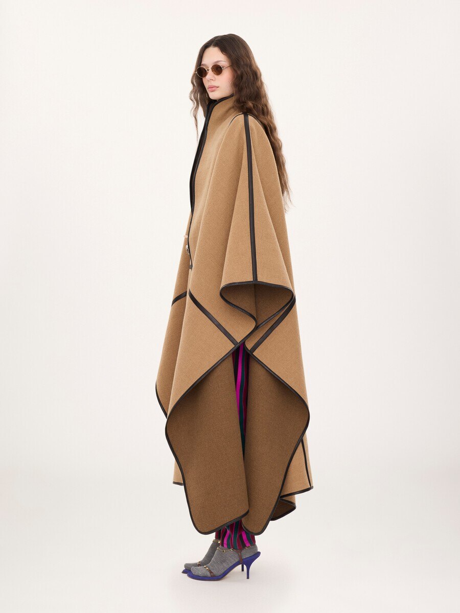 Oversized long cape coat in wool - 9