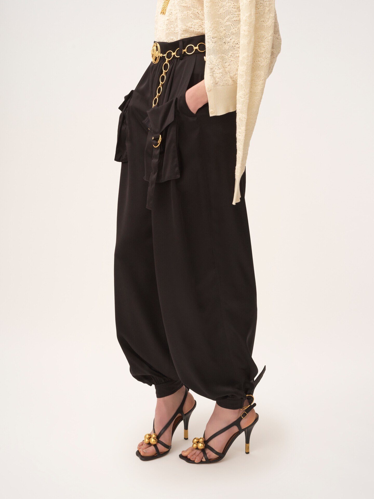 Fluid cargo trousers in silk satin - 4