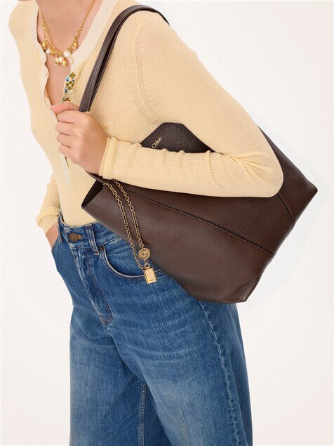 Chlo&eacute; Spin tote bag in grained leather